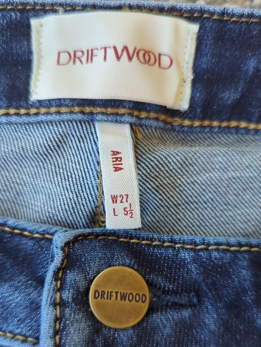 Free People Driftwood Daisy Bee Daze Aria Denim Shorts - 27 - Picture 4 of 9